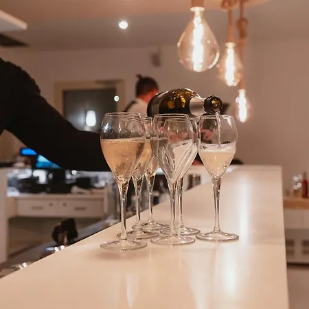 לינה וארוחת בוקר Preferisco E Trattoria Sul Mare 3*