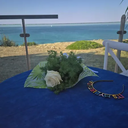 Preferisco E Trattoria Sul Mare לינה וארוחת בוקר